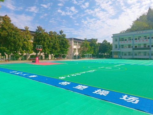操場側面2